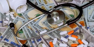 Rallies to defend and expand healthcare funding